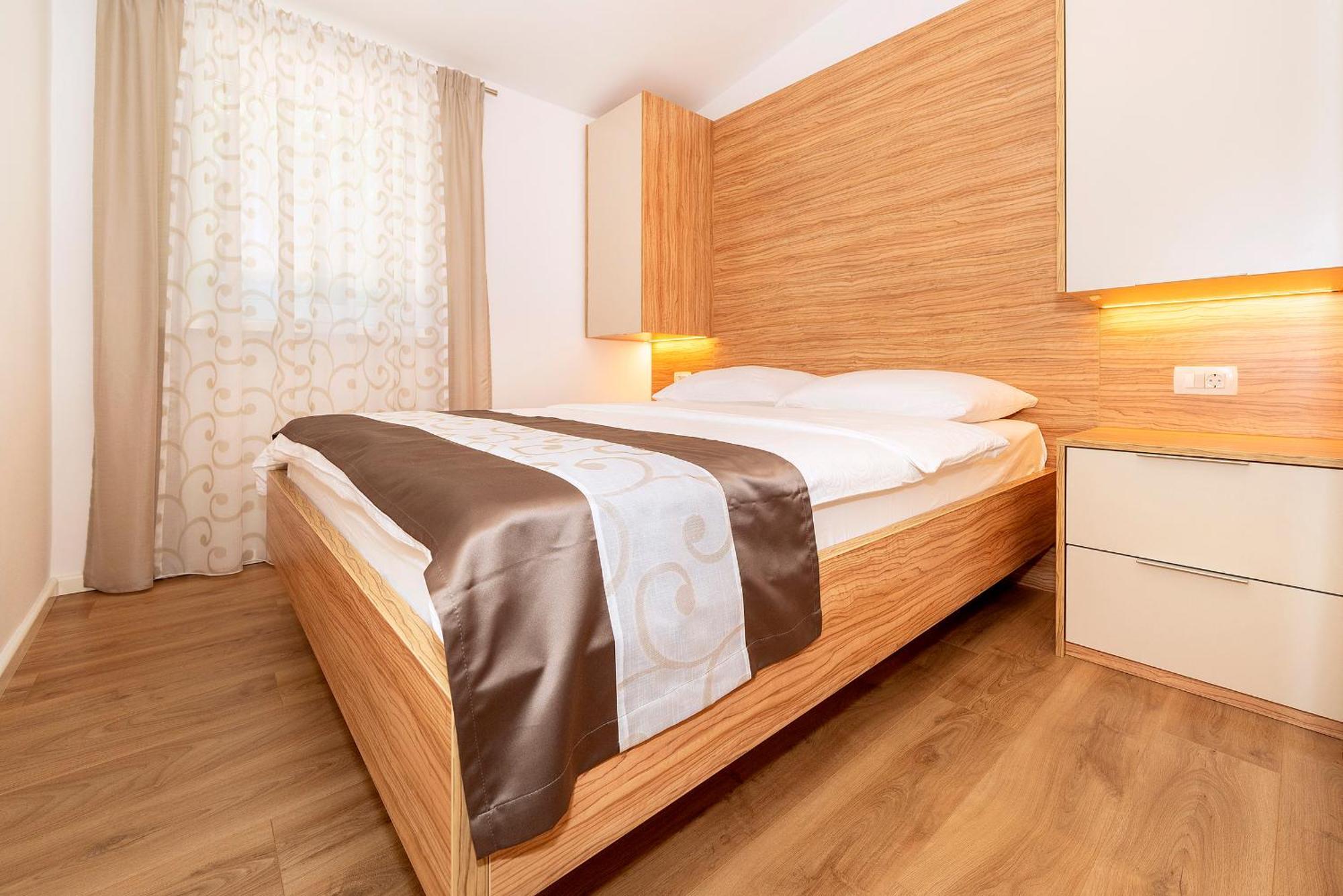 Apartments Kricin II Baška Eksteriør bilde