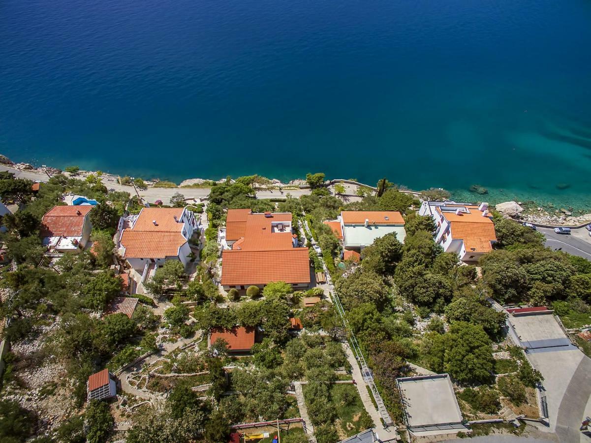 Apartments Kricin II Baška Eksteriør bilde