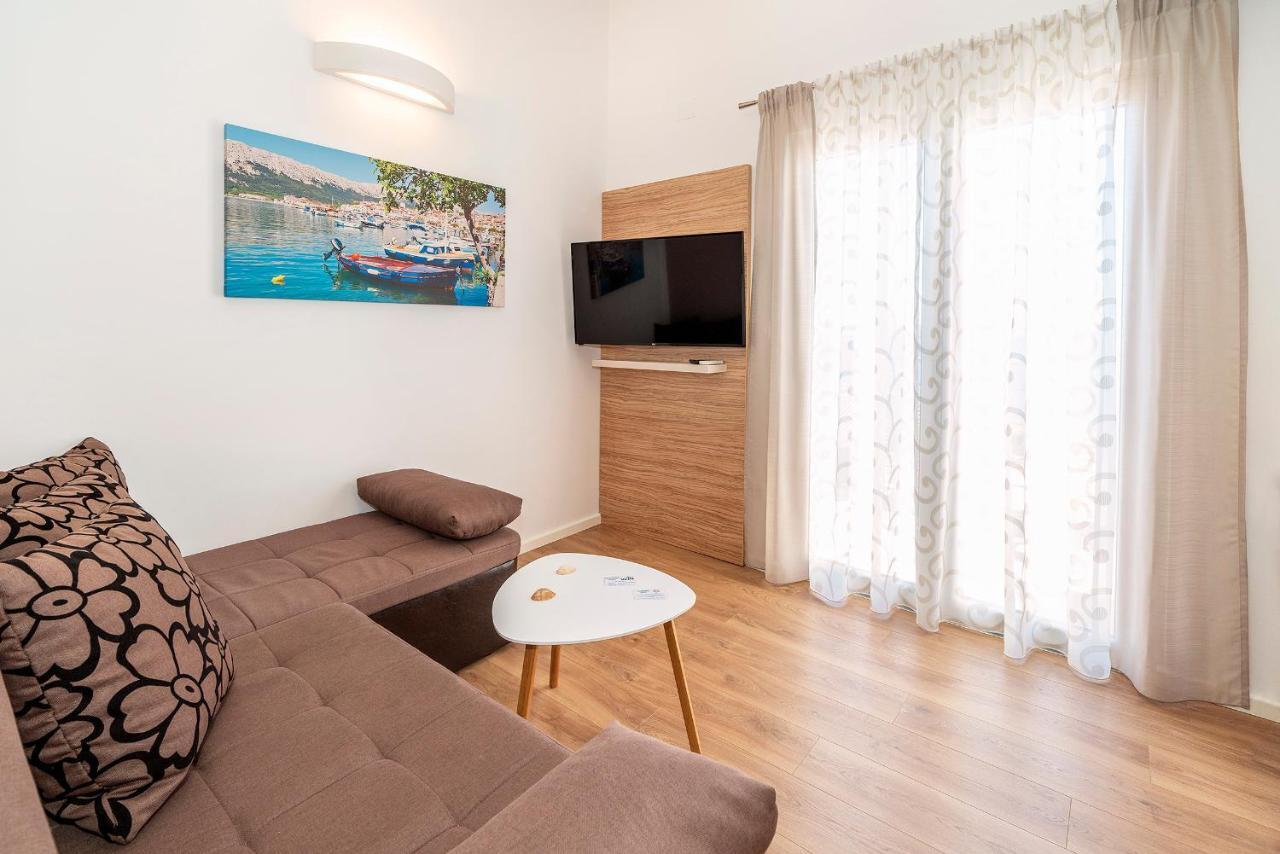 Apartments Kricin II Baška Eksteriør bilde